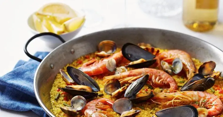 Delicious Spanish Paella: 10 Steps to Flavorful Bliss