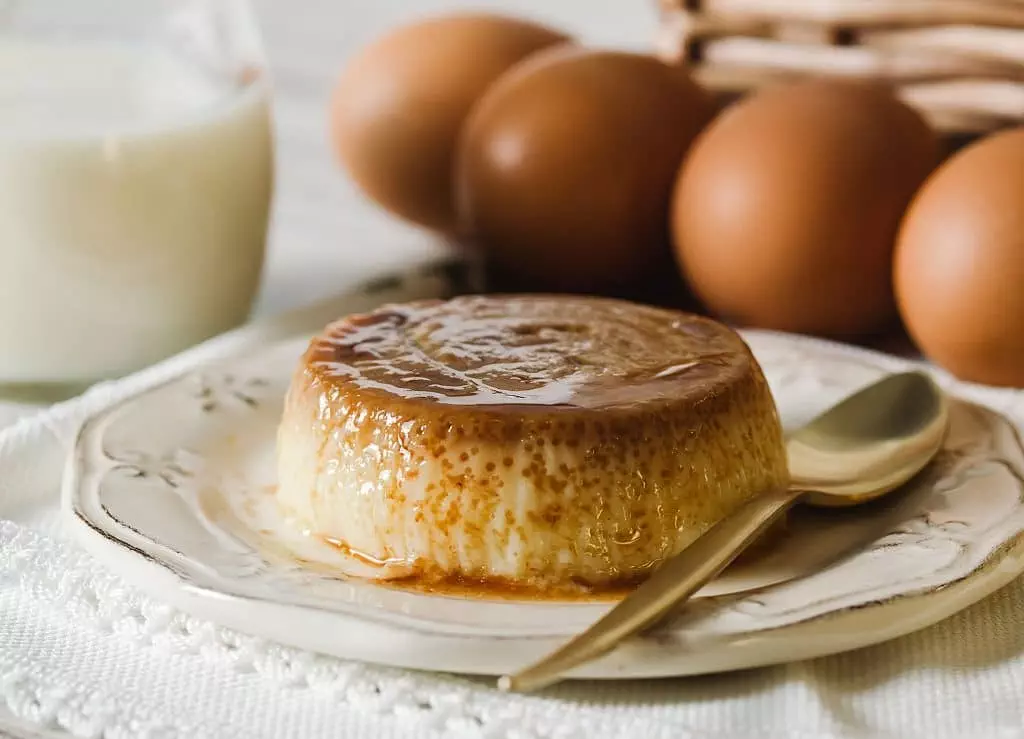 Flan de Huevo: A Classic Custard Pudding Recipe