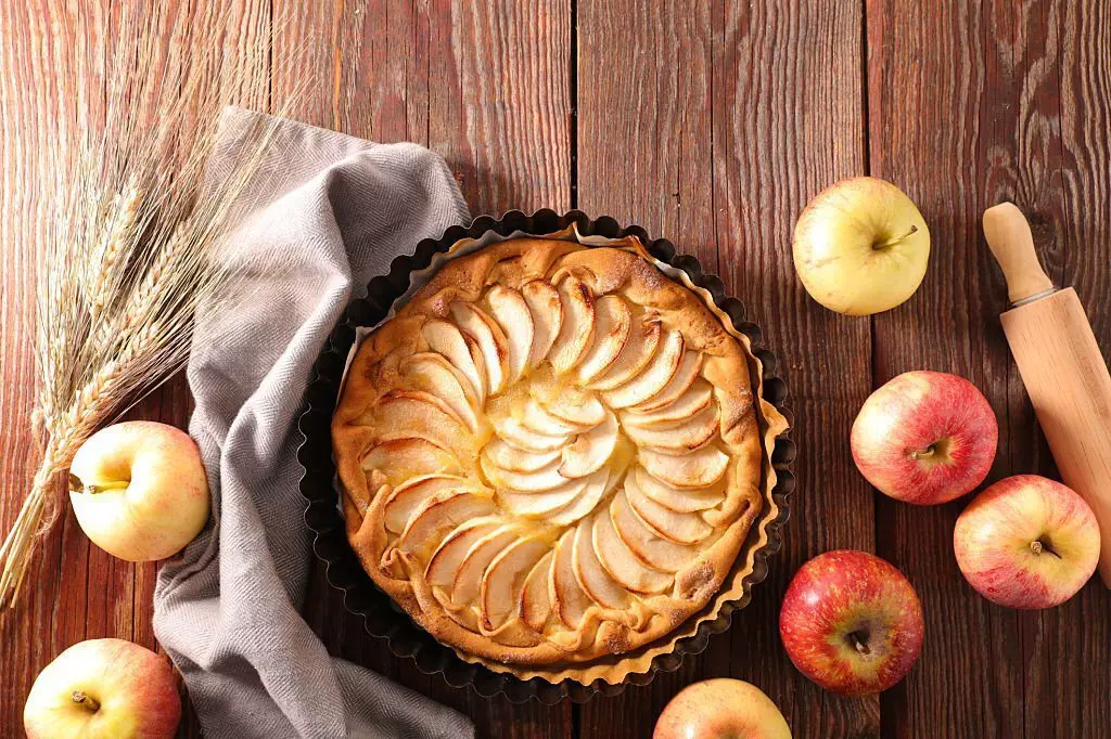 Apple Tart: An Authentic Journey in the Kitchen