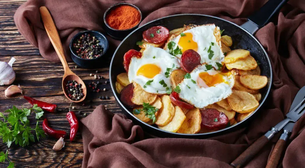 Huevos Rotos:  How to Make a Spanish Delight