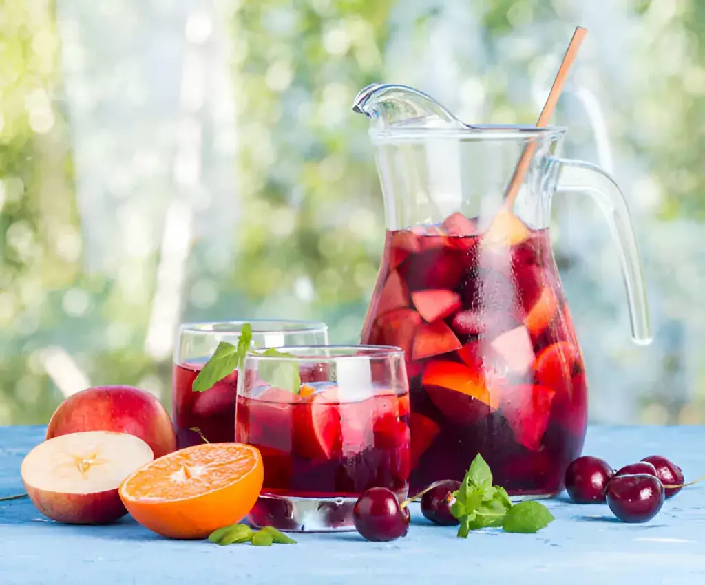 Easy Sangria in 5 Steps: The Perfect Party Drink